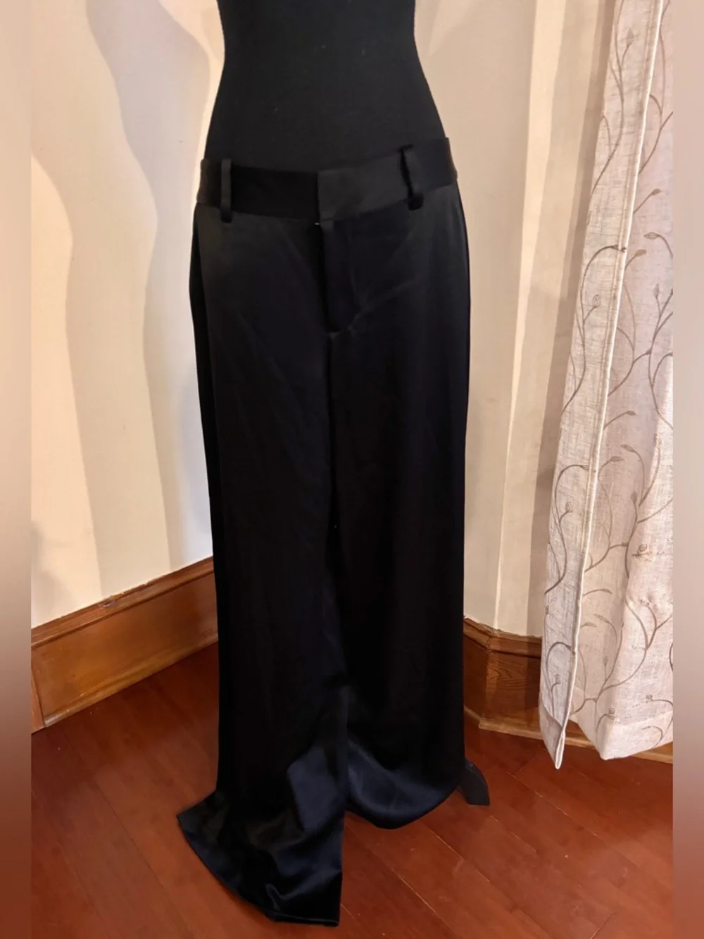 Alice + Olivia Black Satin Wide-Leg Trousers - Picture 1 of 5